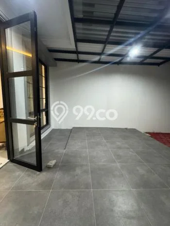Disewakan Rumah Murah di Cibubur Jakarta Timur dengan 3 Kamar Tidur Disewakan Rumah Murah di Cibubur Jakarta Timur dengan 3 Kamar Tidur