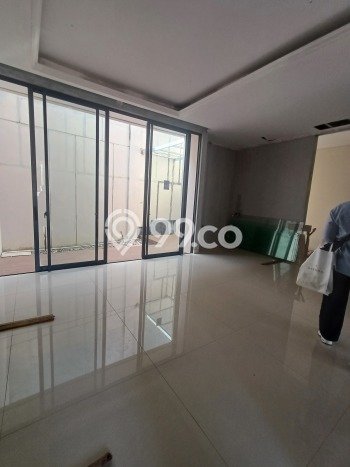 For Sale! Luxury House LT 120m2 Desain Modern di Kota Wisata For Sale! Luxury House LT 120m2 Desain Modern di Kota Wisata