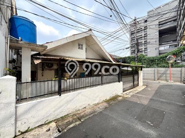 Dijual Rumah Premium dengan Fasilitas Sekitar Komplit di Tebet, Jakarta Selatan Dijual Rumah Premium dengan Fasilitas Sekitar Komplit di Tebet, Jakarta Selatan