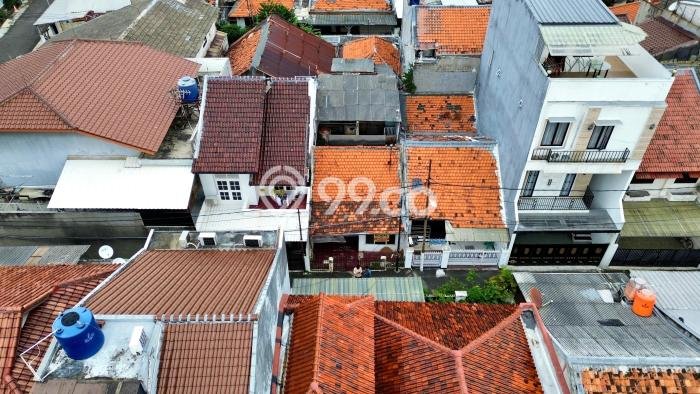 Dijual Rumah Strategis Bagus Punya 3 KT di Tebet Jakarta Selatan SHM Dijual Rumah Strategis Bagus Punya 3 KT di Tebet Jakarta Selatan SHM