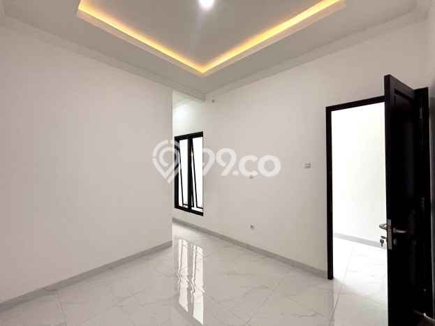 Rumah Modern 3 KT di Otista Jakarta Timur Unfurnished Rumah Modern 3 KT di Otista Jakarta Timur Unfurnished