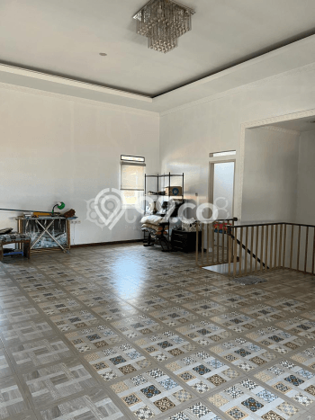 Rumah Luxury Modern Tanpa Renovasi di Buah Batu Bandung Rumah Luxury Modern Tanpa Renovasi di Buah Batu Bandung