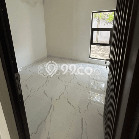 Ready to Use! Luxury House LT 132m2 Desain Modern di Turangga Ready to Use! Luxury House LT 132m2 Desain Modern di Turangga