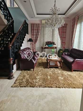 Jual Rumah Luas Elegan Dengan View Eksklusif di Cipinang, Jakarta Timur Jual Rumah Luas Elegan Dengan View Eksklusif di Cipinang, Jakarta Timur