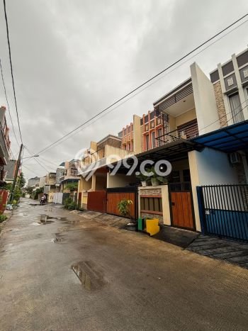 Rumah Elit Modern Tanpa Renovasi di Bintara Bekasi Rumah Elit Modern Tanpa Renovasi di Bintara Bekasi