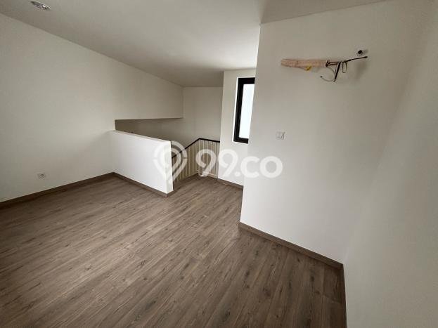 Disewakan! Rumah 2 Kamar Tidur &
2 Kamar Mandi di Jakarta Garden City, Jakarta Timur Disewakan! Rumah 2 Kamar Tidur &
2 Kamar Mandi di Jakarta Garden City, Jakarta Timur