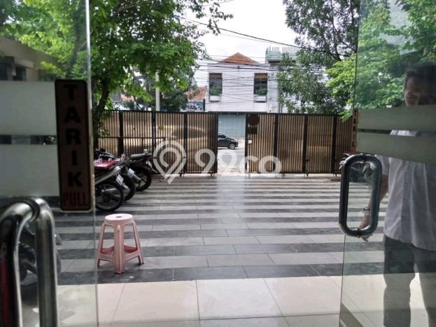 Kantor Siap Pakai Kawasan Moch Toha, Luas 1500m², Kawasan Komersial Kantor Siap Pakai Kawasan Moch Toha, Luas 1500m², Kawasan Komersial