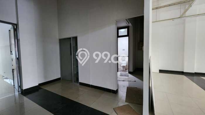 KAWASAN KOMERSIAL! Gudang For Rent di Bandung Kota, Luas 900m², Jalan Strategis KAWASAN KOMERSIAL! Gudang For Rent di Bandung Kota, Luas 900m², Jalan Strategis