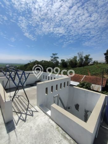INVESTASI CERDAS! Rumah Premium Baleendah, Bandung, LT 36m2m² LB 72m2m² INVESTASI CERDAS! Rumah Premium Baleendah, Bandung, LT 36m2m² LB 72m2m²