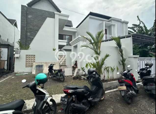 HARGA MENARIK! Vila Kawasan , Luas 150m2m², Kawasan Tenang dan nyaman HARGA MENARIK! Vila Kawasan , Luas 150m2m², Kawasan Tenang dan nyaman