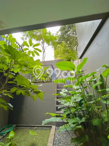 Hunian Elit LB 398m2 Siap Huni Desain Elegan di BSD City, Tangerang Hunian Elit LB 398m2 Siap Huni Desain Elegan di BSD City, Tangerang