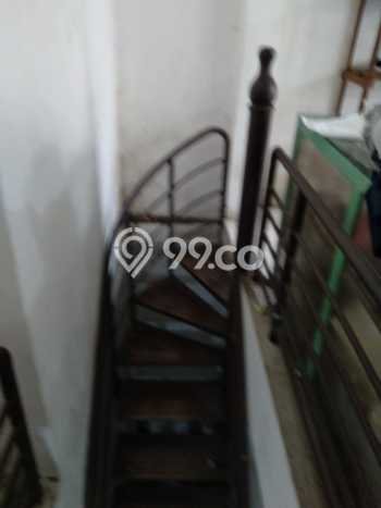 For Sale Rumah 6 Kamar Lokasi Ideal Bagus dan Strategis di Andir For Sale Rumah 6 Kamar Lokasi Ideal Bagus dan Strategis di Andir