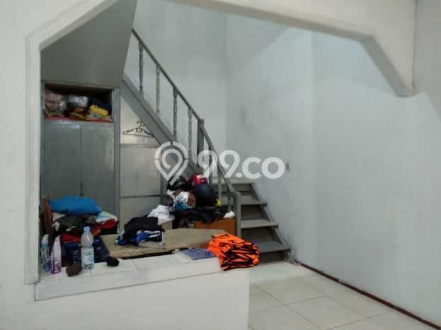 Dijual Rumah 4 Kamar Lokasi Ideal Bagus dan Strategis di Antapani Dijual Rumah 4 Kamar Lokasi Ideal Bagus dan Strategis di Antapani