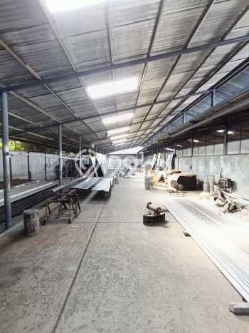 Gudang Disewa di Bandung dengan LB 1500m2 Area Komersial Ramai Gudang Disewa di Bandung dengan LB 1500m2 Area Komersial Ramai