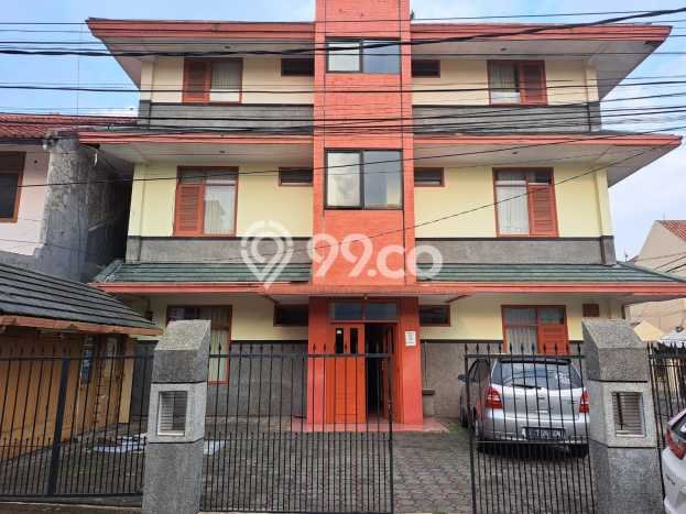 Dijual Kost Strategis di Coblong, Bandung 21 KT, 21 KM, Luas Bangunan 500m2 Dijual Kost Strategis di Coblong, Bandung 21 KT, 21 KM, Luas Bangunan 500m2