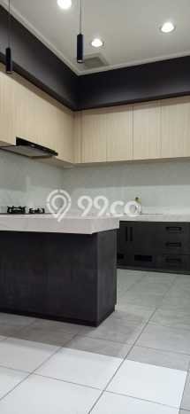 Rumah Elit Modern Tanpa Renovasi di Summarecon Bekasi Bekasi Rumah Elit Modern Tanpa Renovasi di Summarecon Bekasi Bekasi