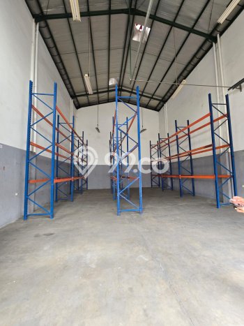 Gudang paling strategis disewakan di Cakung Jakarta Timur Gudang paling strategis disewakan di Cakung Jakarta Timur