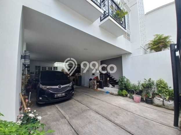 Rumah Mewah LB 400m2 Siap Pakai Desain Elegan di Pejaten, Jakarta Selatan Rumah Mewah LB 400m2 Siap Pakai Desain Elegan di Pejaten, Jakarta Selatan