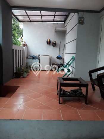 Rumah Modern 4 KT di Kelapa Dua Depok Semi Furnished Rumah Modern 4 KT di Kelapa Dua Depok Semi Furnished
