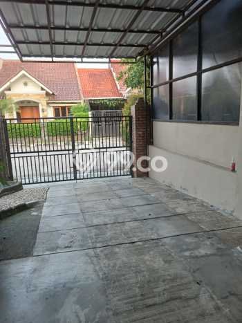 Dijual Cepat Rumah Bagus Siap Huni LB 200m2 di Cimanggis, Depok Dijual Cepat Rumah Bagus Siap Huni LB 200m2 di Cimanggis, Depok