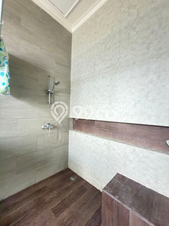 Rumah Bagus Siap Huni Di BSD Luas 260m2 Lokasi Strategis Rumah Bagus Siap Huni Di BSD Luas 260m2 Lokasi Strategis