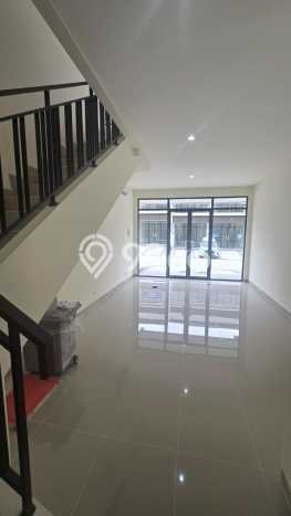 Ruko Disewakan Cepat di Serpong Tangerang Selatan LB 90m2 Ruko Disewakan Cepat di Serpong Tangerang Selatan LB 90m2