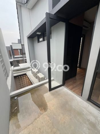 For Sale Rumah 3 Kamar Lokasi Ideal Nyaman dan Strategis di Serpong For Sale Rumah 3 Kamar Lokasi Ideal Nyaman dan Strategis di Serpong