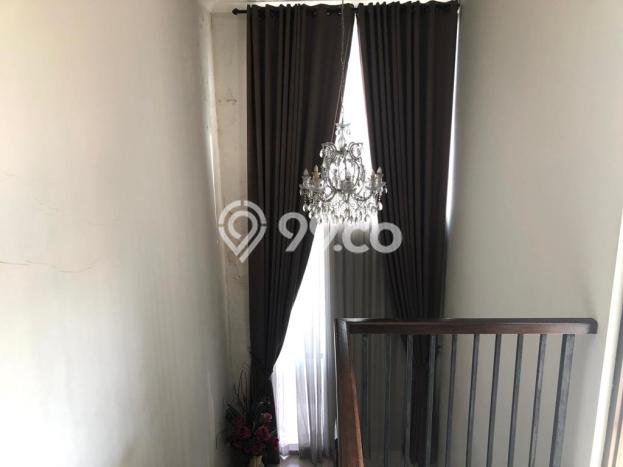Siap Huni Rumah Mewah 5 Kamar di BSD Dekat ke Mana Pun Siap Huni Rumah Mewah 5 Kamar di BSD Dekat ke Mana Pun