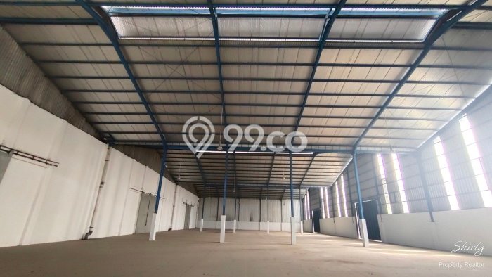 Unit Gudang Disewa Lokasi Cikupa, Tangerang Spesifikasi Luas Bangunan 2204m2 Unit Gudang Disewa Lokasi Cikupa, Tangerang Spesifikasi Luas Bangunan 2204m2