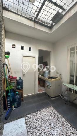 Rumah Luxury Modern Siap Huni di BSD Tangerang Rumah Luxury Modern Siap Huni di BSD Tangerang