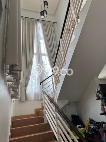 Rumah Elit Modern Tanpa Renovasi di BSD Tangerang Rumah Elit Modern Tanpa Renovasi di BSD Tangerang
