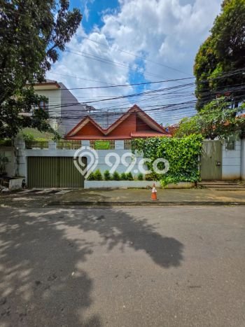 Dijual Rumah Premium dengan Fasilitas Sekitar Lengkap di Kebayoran Baru, Jakarta Selatan Dijual Rumah Premium dengan Fasilitas Sekitar Lengkap di Kebayoran Baru, Jakarta Selatan