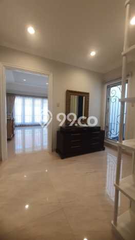 Rumah Elit LB 425m2 Siap Huni Desain Elegan di Pondok Indah, Jakarta Selatan Rumah Elit LB 425m2 Siap Huni Desain Elegan di Pondok Indah, Jakarta Selatan