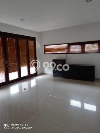 Siap Huni Rumah Mewah 4 Kamar di Cilandak Dekat ke Mana Pun Siap Huni Rumah Mewah 4 Kamar di Cilandak Dekat ke Mana Pun