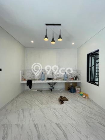 Rumah Eksklusif Siap Huni LT 307m2 di Kebayoran Baru, Jakarta Selatan Rumah Eksklusif Siap Huni LT 307m2 di Kebayoran Baru, Jakarta Selatan