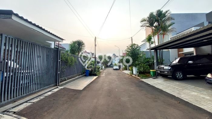 Hunian Mewah LB 188m2 Siap Huni Desain Elegan di Lebak Bulus, Jakarta Selatan Hunian Mewah LB 188m2 Siap Huni Desain Elegan di Lebak Bulus, Jakarta Selatan
