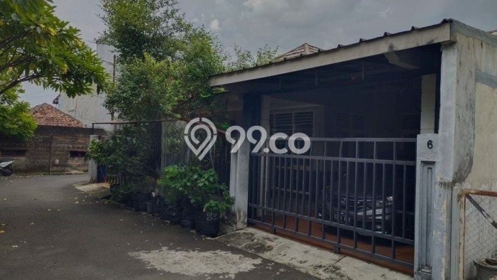 Dijual Rumah Bagus Siap Huni di Jakarta Selatan Strategis Dijual Rumah Bagus Siap Huni di Jakarta Selatan Strategis