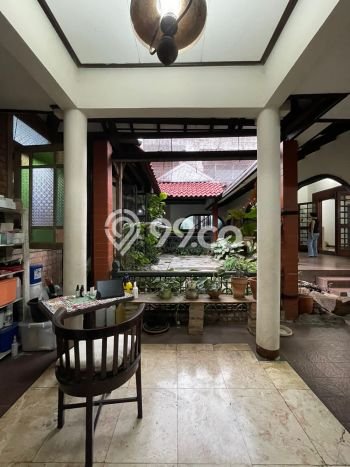 Rumah Luxury Modern Tanpa Renovasi di Sektor 1 - Bintaro Jakarta Selatan Rumah Luxury Modern Tanpa Renovasi di Sektor 1 - Bintaro Jakarta Selatan