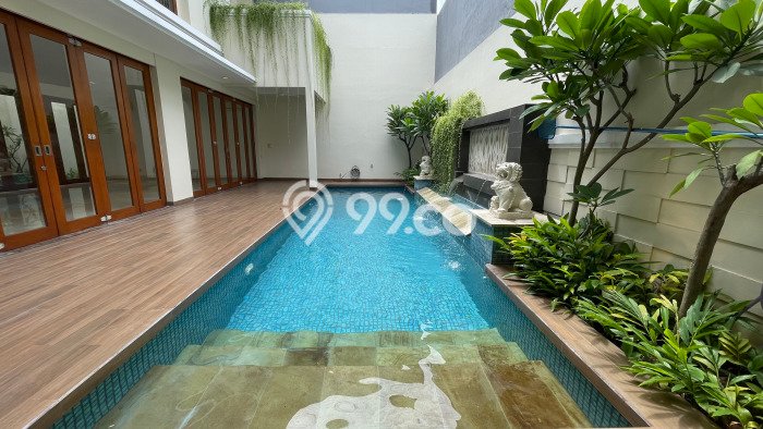 Dijual Rumah Elit Exclusive di Cilandak, Jakarta Selatan Dijual Rumah Elit Exclusive di Cilandak, Jakarta Selatan