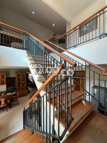 For Sale! Luxury House LT 657m2 Desain Elegan di Duren Tiga For Sale! Luxury House LT 657m2 Desain Elegan di Duren Tiga