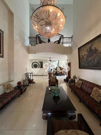 For Sale! Luxury House LT 657m2 Desain Elegan di Duren Tiga For Sale! Luxury House LT 657m2 Desain Elegan di Duren Tiga