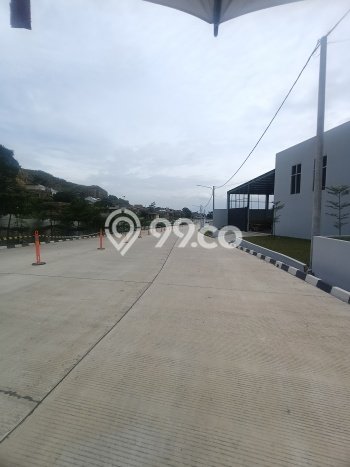 Gudang Dijual di Margaasih LT 280m2, LB 144m2 Solusi Investasi Cerdas Gudang Dijual di Margaasih LT 280m2, LB 144m2 Solusi Investasi Cerdas