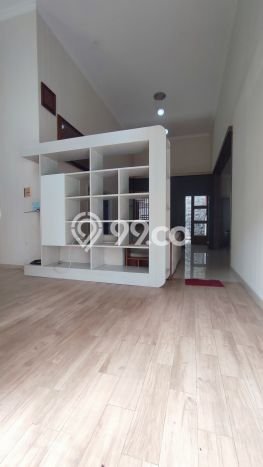 Ready to Use! Premium House LT 222m2 Desain Modern di Setra Duta Ready to Use! Premium House LT 222m2 Desain Modern di Setra Duta