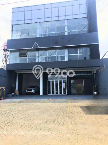 AREA BERKEMBANG! Ruko Disewakan di Serpong, Luas 850m², Ready Usaha AREA BERKEMBANG! Ruko Disewakan di Serpong, Luas 850m², Ready Usaha