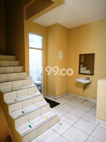 Unit Ruko Dijual di BSD Tangerang Selatan Luas Tanah 75m2, Luas Bangunan 300m2 Unit Ruko Dijual di BSD Tangerang Selatan Luas Tanah 75m2, Luas Bangunan 300m2