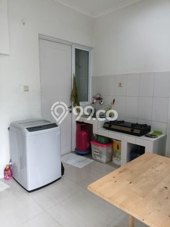 Jual Rumah Eksklusif 2 KT di Gading Serpong, Tangerang Jual Rumah Eksklusif 2 KT di Gading Serpong, Tangerang