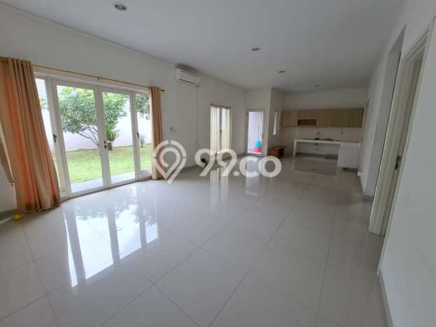 Rumah Eksklusif lokasi Suvarna Sutera, Tangerang, Luas 250m² LB 171m² Rumah Eksklusif lokasi Suvarna Sutera, Tangerang, Luas 250m² LB 171m²