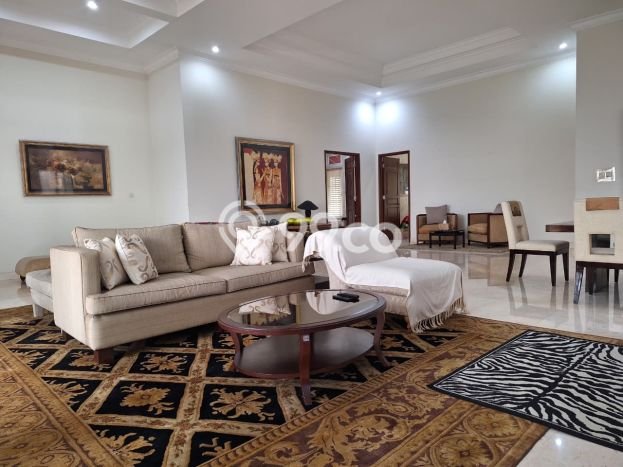 Rumah Luxury Modern Siap Huni di Cikini Jakarta Pusat Rumah Luxury Modern Siap Huni di Cikini Jakarta Pusat