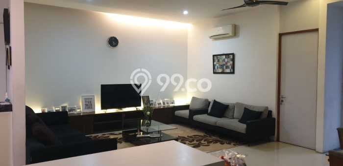Rumah Strategis Modern Lb 350m2 di Cipondoh, Tangerang Rumah Strategis Modern Lb 350m2 di Cipondoh, Tangerang