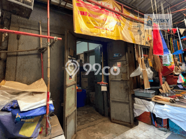 Area Ramai! Komersial Dijual di Jatinegara untuk Bisnis Luas Bangunan 690m2 Area Ramai! Komersial Dijual di Jatinegara untuk Bisnis Luas Bangunan 690m2